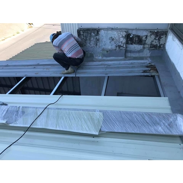 車庫鐵皮屋翻修