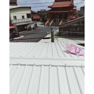屋頂更換三合一鋼板