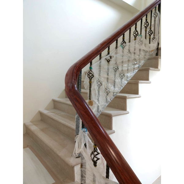 客製化鍛造樓梯扶手