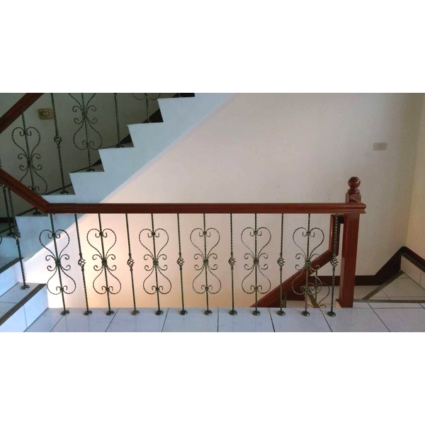 訂製鍛造樓梯扶手