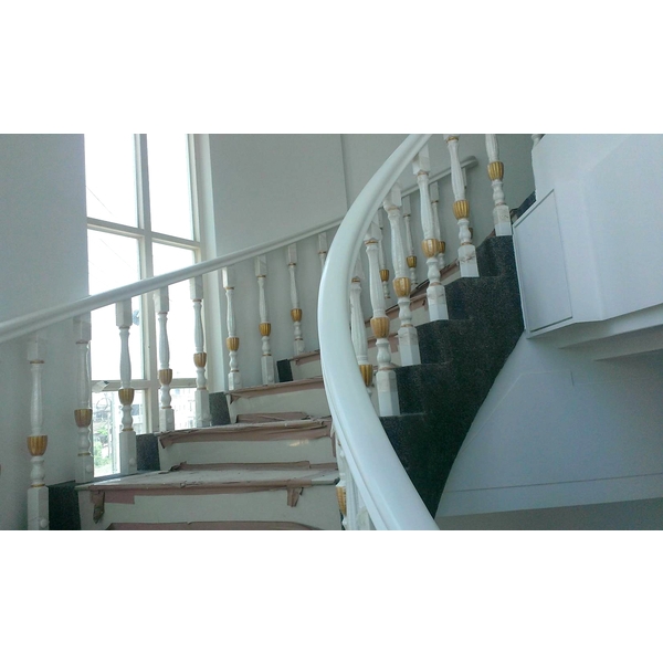 特殊造型樓梯扶手
