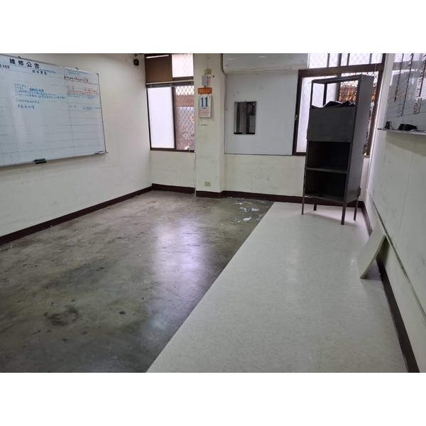 文康室塑膠地板舖設,張驊室內裝修工程有限公司