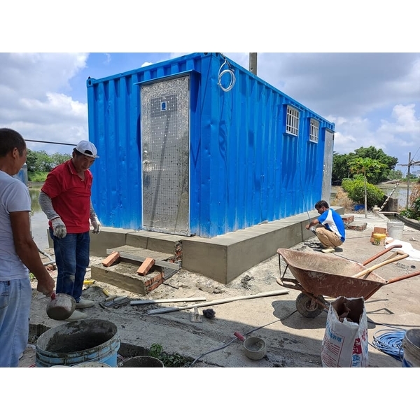 新建貨櫃屋廁所砌磚階梯及粉光施工 新建貨櫃屋廁所砌磚階梯及粉光施工,張驊室內裝修工程有限公司