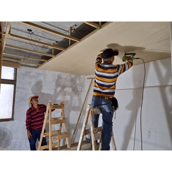 卧室釘天花板施工-張驊室內裝修工程有限公司