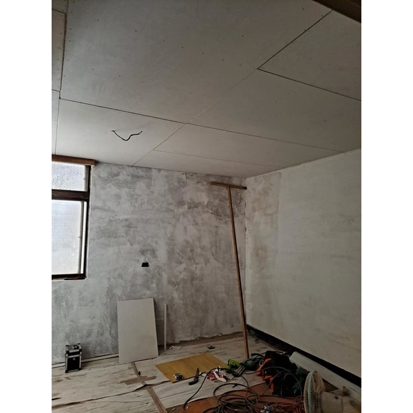 卧室釘天花板施工-張驊室內裝修工程有限公司