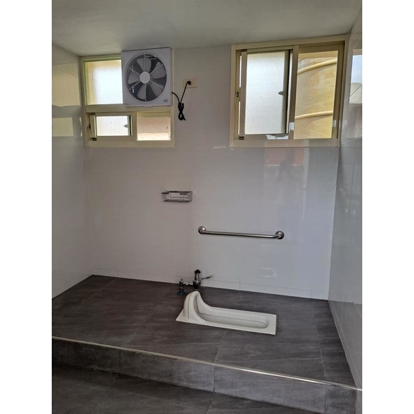 女廁所及工具間整修 女廁所及工具間整修-張驊室內裝修工程有限公司