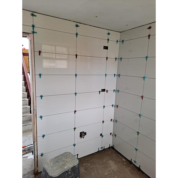 貼磁磚-張驊室內裝修工程有限公司