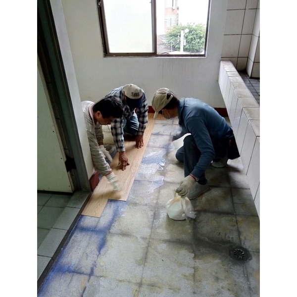 塑膠地板施工-張驊室內裝修工程有限公司