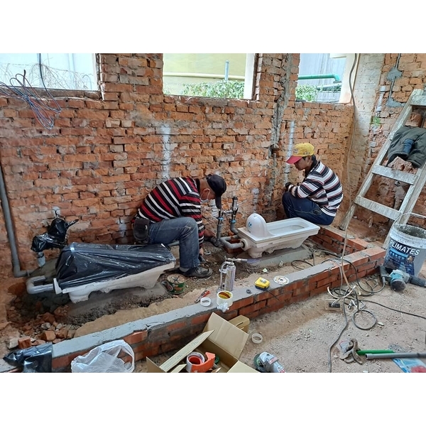 廁所整修、水電配管作業-張驊室內裝修工程有限公司