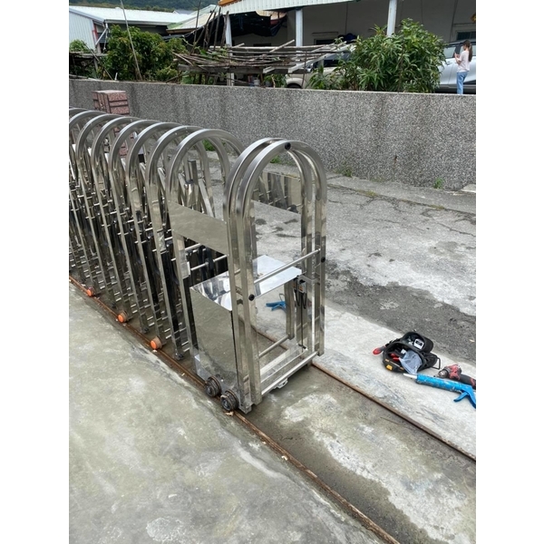 智慧鐵捲門控制器,品佑科技企業社