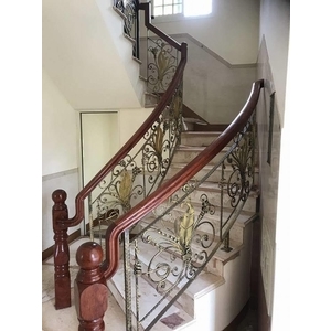 造型鍛造樓梯扶手