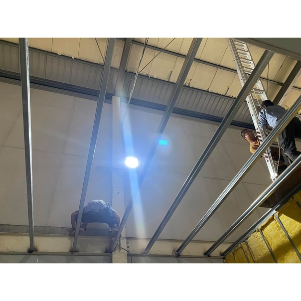 辦公室閣樓搭建