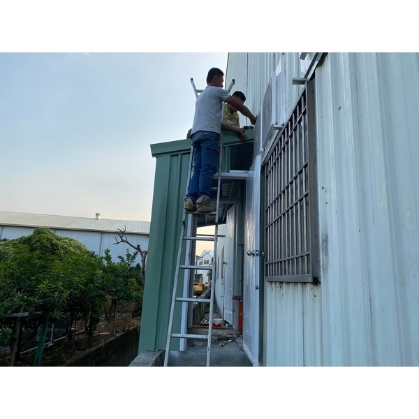 鐵皮廁所搭建及遮雨棚