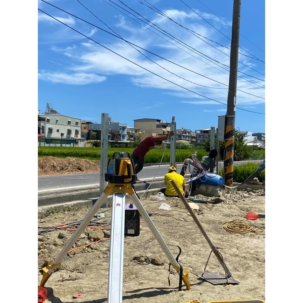 鐵網圍籬及手推拉門-弓長工程行