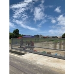 鐵網圍籬及手推拉門 - 弓長工程行