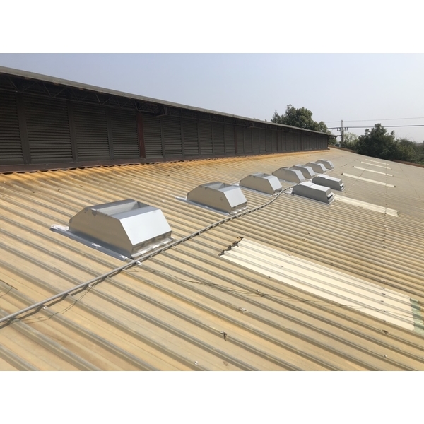 台中制冷廠房 220V動力型+自然通風 台中制冷廠房 220V動力型+自然通風-全方位工程行