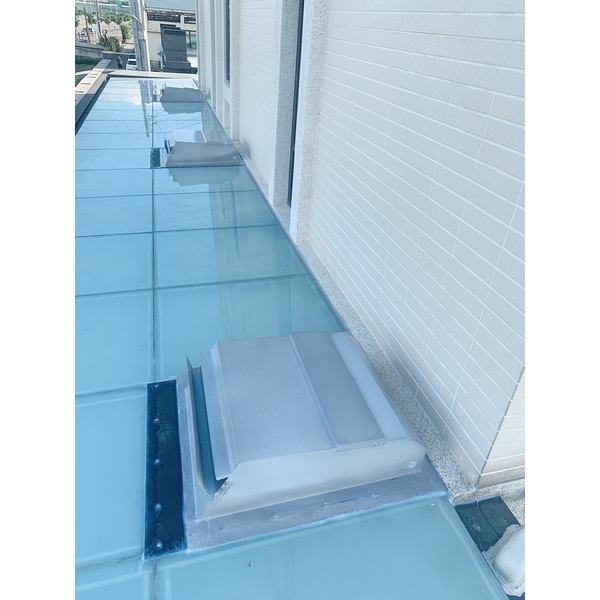 台中住家採光罩 110V動力型+定時裝置 台中住家採光罩 110V動力型+定時裝置-全方位工程行