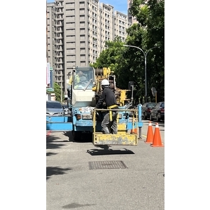 高空修剪作業