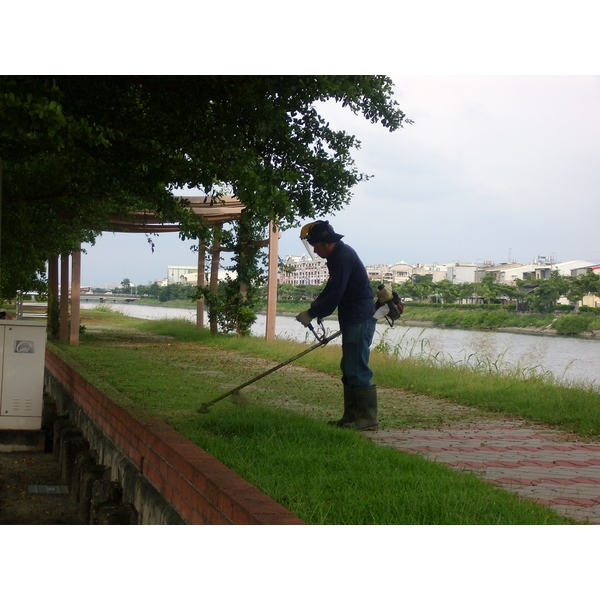 除草工/割草工-德昌工程企業公司