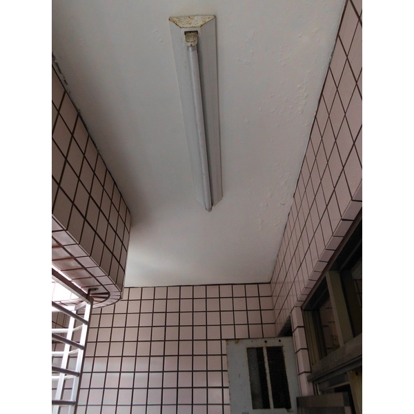 壁癌處理前-德昌工程企業公司