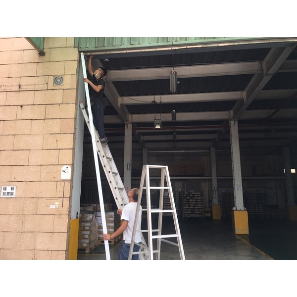 白鐵捲門換新 白鐵捲門換新,嘉晉光電工程企業行