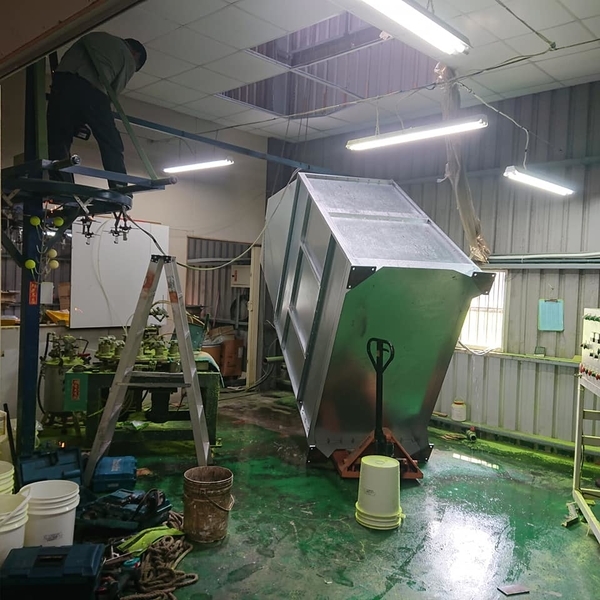 7.5馬力六尺乾式噴漆台-佑康工業有限公司