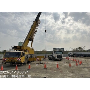吊車施工