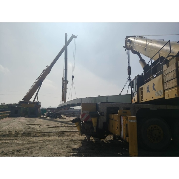 吊車運輸-啟大起重工程行