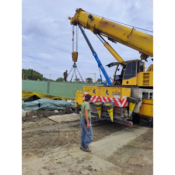 吊掛作業-啟大起重工程行