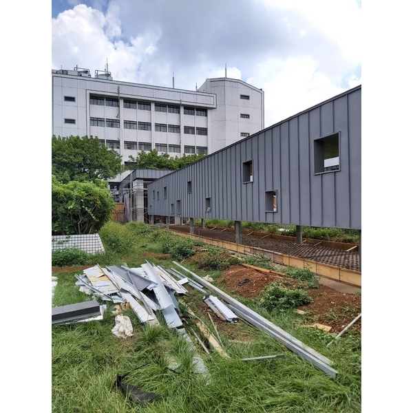 側牆開窗工程,信勳金屬有限公司