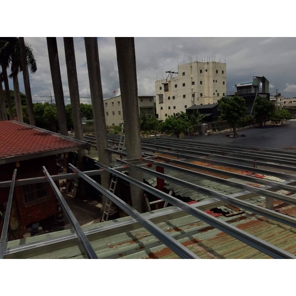 C型鋼骨架 舊屋翻新 浪板工程-晉益工程行