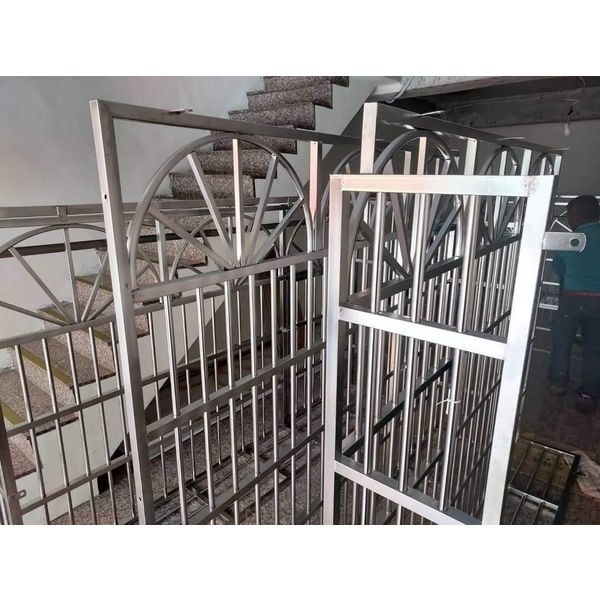 不鏽鋼門窗-晉益工程行