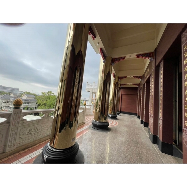 廟宇龍柱-鍍鈦金包柱