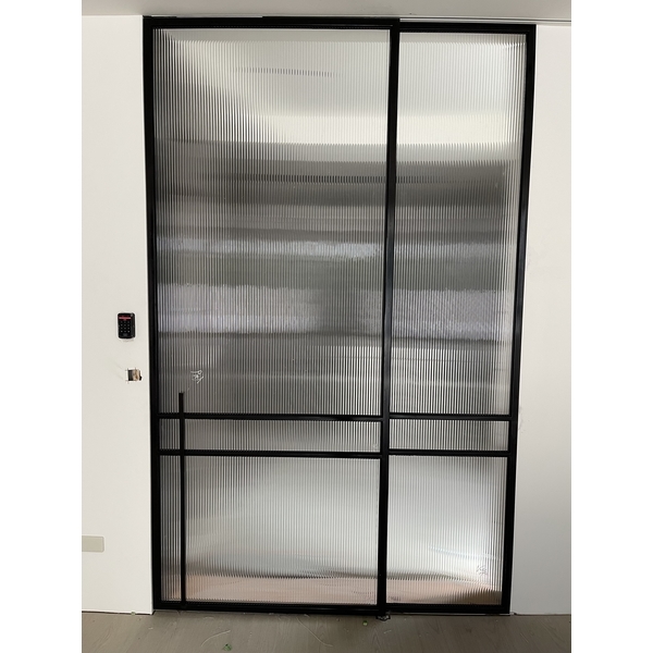 鐵件拉門,元發金屬工程行