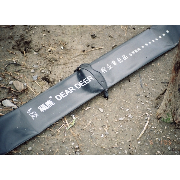 可彎曲的固定釘