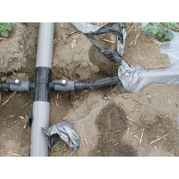 四通接頭 (異徑十字接頭.異徑四通) 黑色ABS材質 四通接頭 (異徑十字接頭.異徑四通) 黑色ABS材質,安稼企業股份有限公司