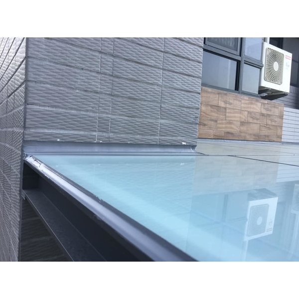 玻璃採光罩-宏信鋁門窗行