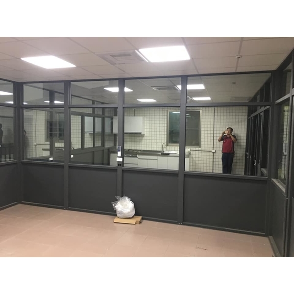 鋁隔間-宏信鋁門窗行