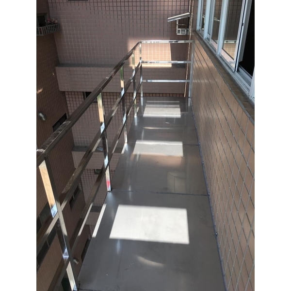 不銹鋼扶手欄杆-宏信鋁門窗行