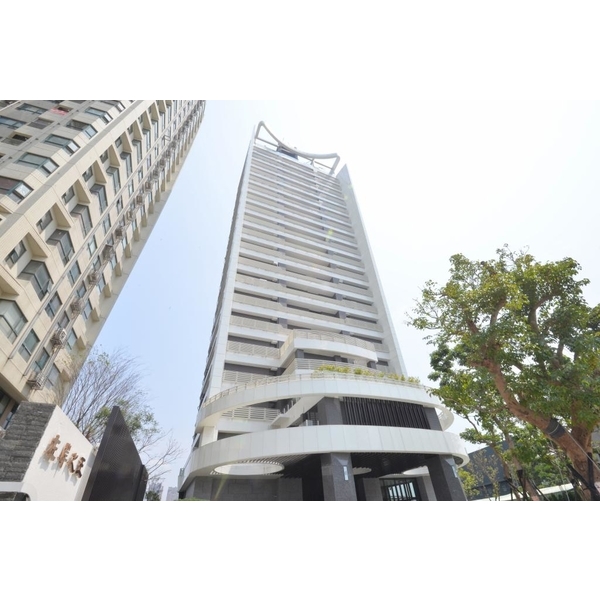 左案之王 左案之王,上暉石材有限公司