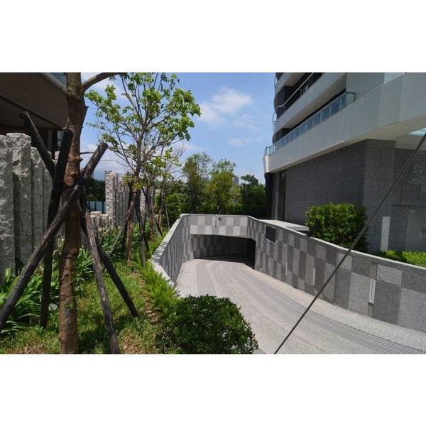 左案之王 左案之王-上暉石材有限公司