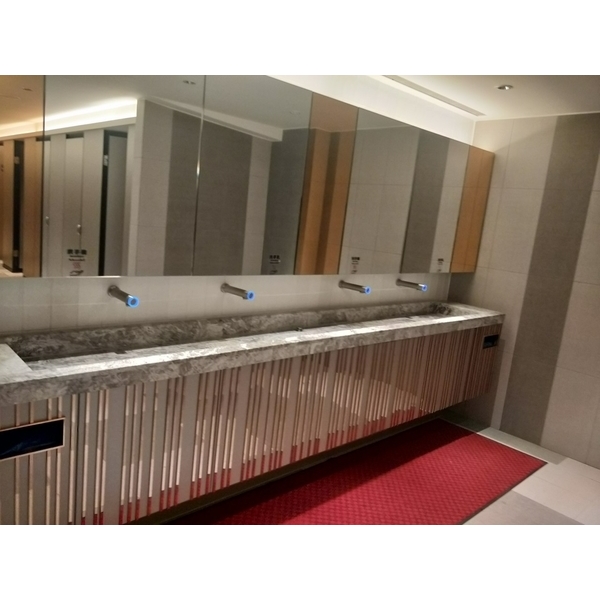 南紡購物中心-上暉石材有限公司