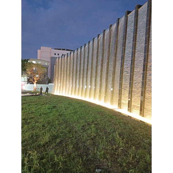 高雄三元科技廠水瀑牆工程,菩呈股份有限公司/普前水藝工程