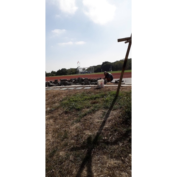 嶺東大學校內步道磚重整修 嶺東大學校內步道磚重整修-承蓁工程行