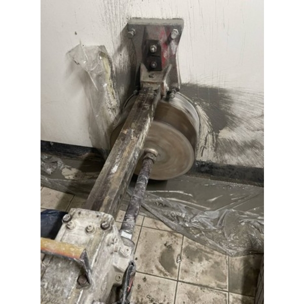 高雄甲仙區 管道間切割 管道間維修孔