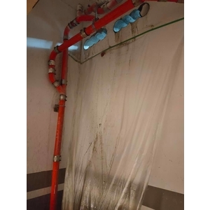 美術君臨大樓洗孔