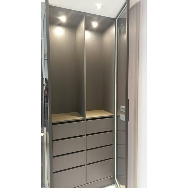 展示櫃－綠裝修,樺岑室內裝修有限公司