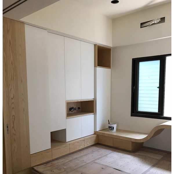 原木皮板傢俱塗裝