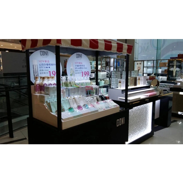 商業空間設計-CONI專櫃-八分室內裝修有限公司
