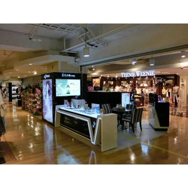 商業辦公空間設計-FIORINA